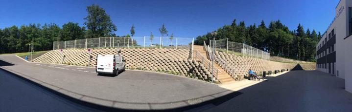 Travaux de Atalus - 3 tailles À l'international