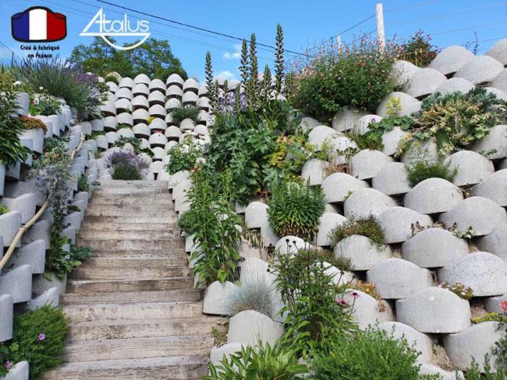 Murs de soutènement végétalisés À l'international