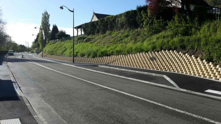 Travaux de Atalus double pour murs anti-bruit À l'international