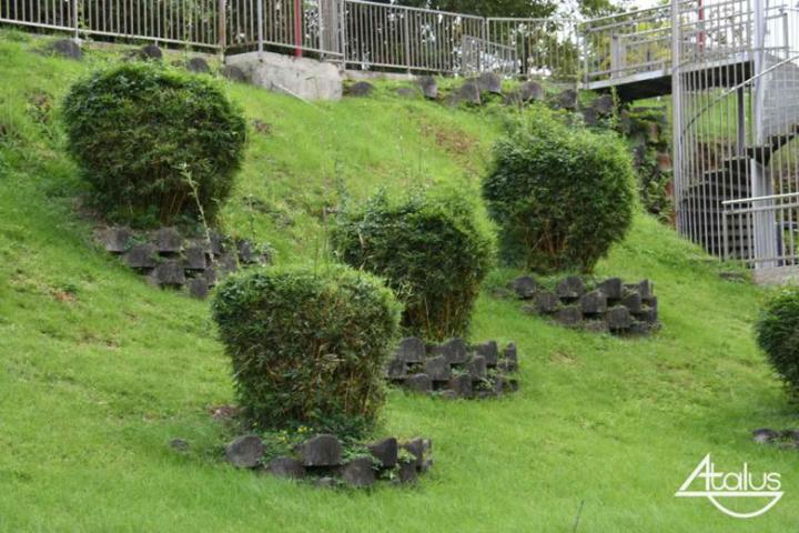 Construction de murs de soutènement À l'international
