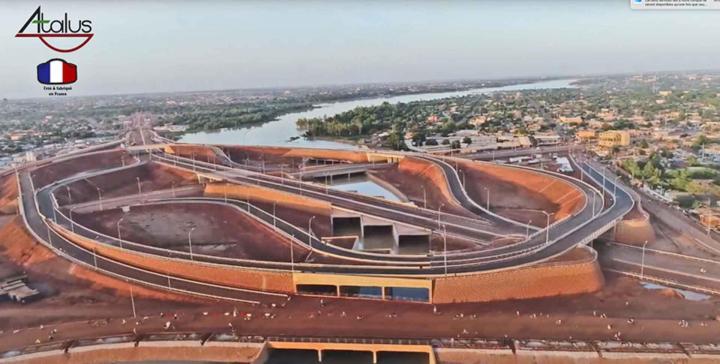 Travaux de Atalus double pour murs anti-bruit À l'international