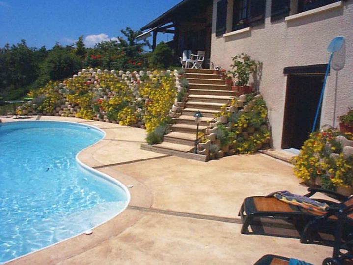 Murs de soutènement végétalisés À l'international